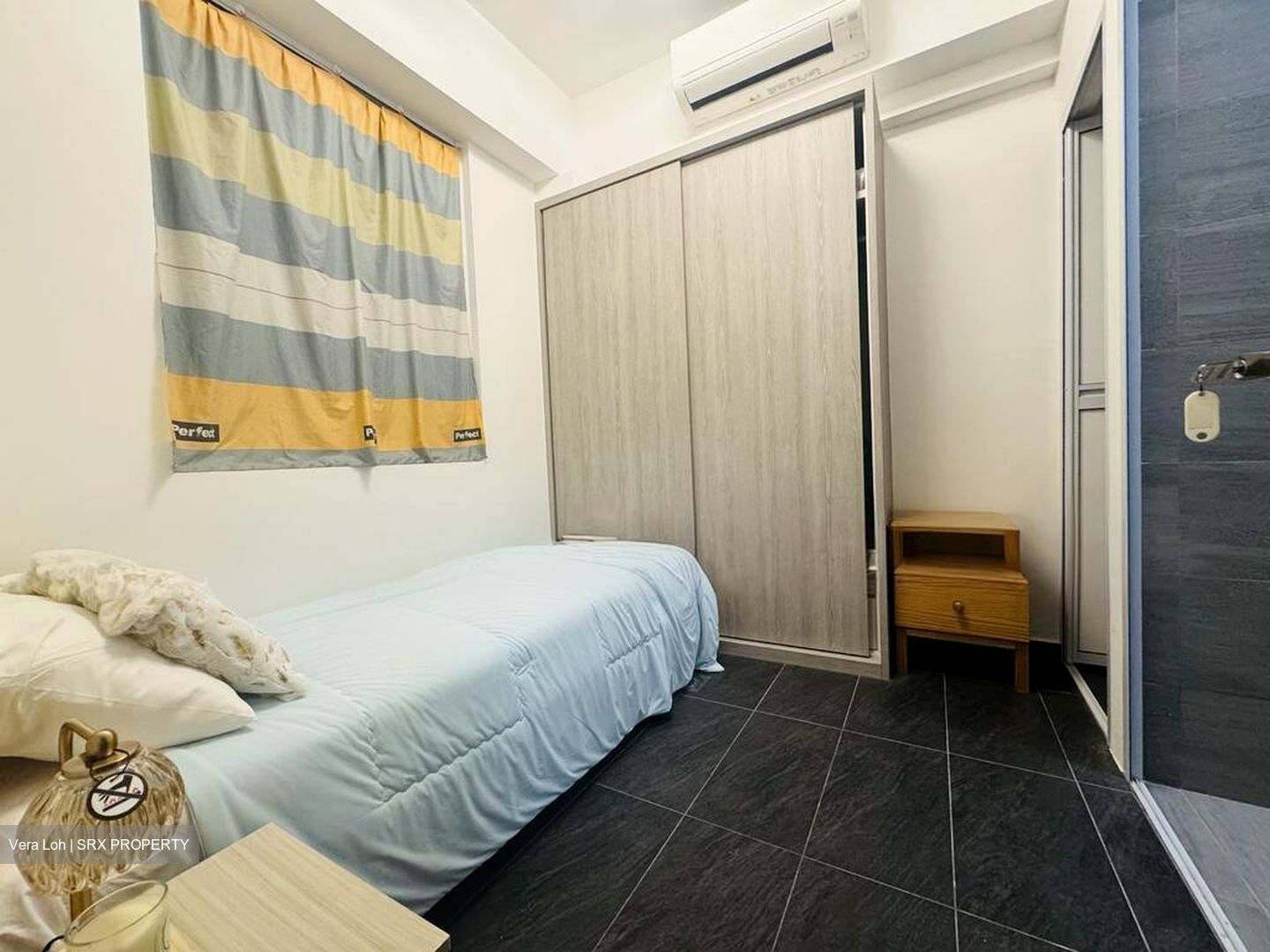 Kew Vale (D16), Terrace #497017531